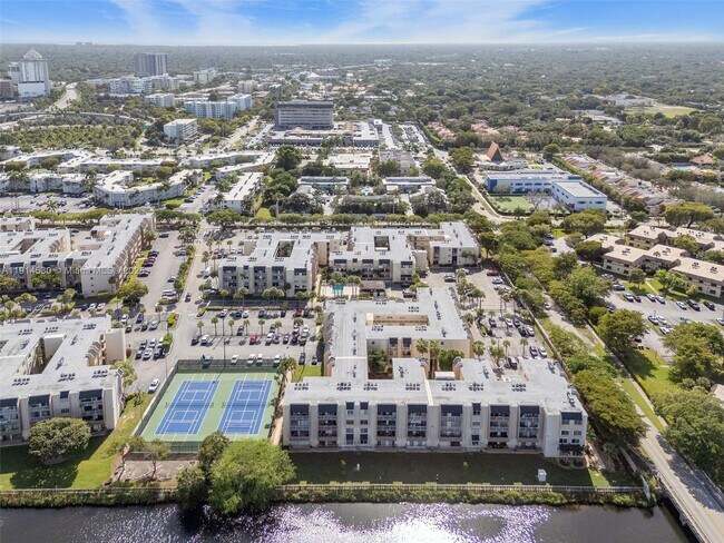 Building Photo - 7785 SW 86th St