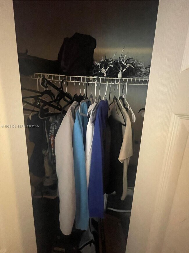 Building Photo - 4852 NW 9th Dr