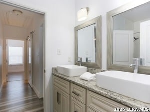 Building Photo - 508 E Thompson Pl