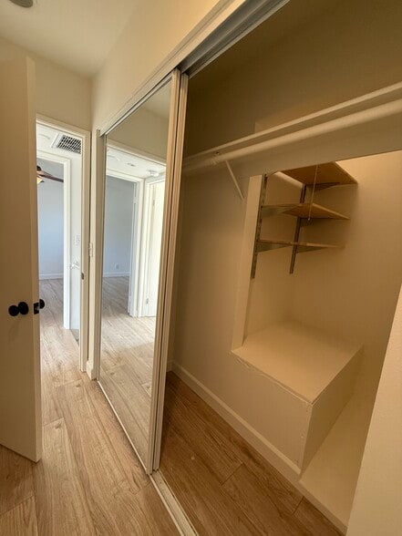 Great Closet off of bathroom upstairs - 10330 Riverside Dr