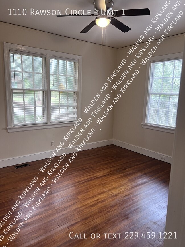 Building Photo - 1110 Rawson Cir