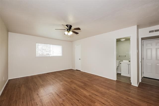 Building Photo - 2941 Rolling Hills Dr