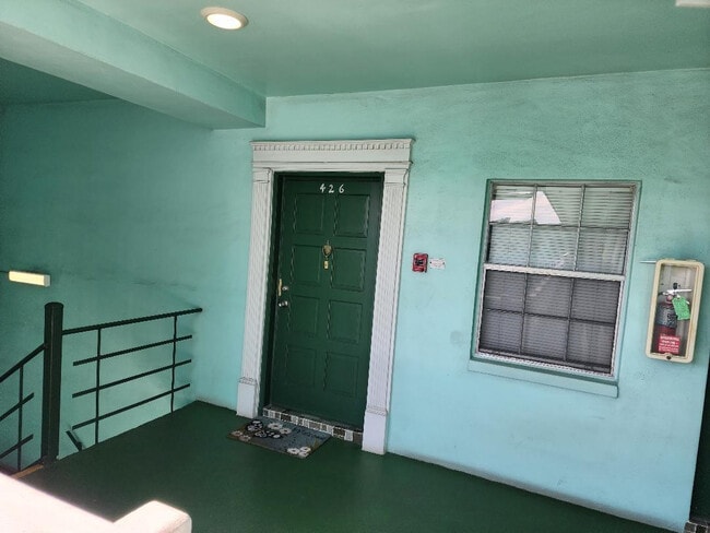 Building Photo - 4141 NW 44th Ave