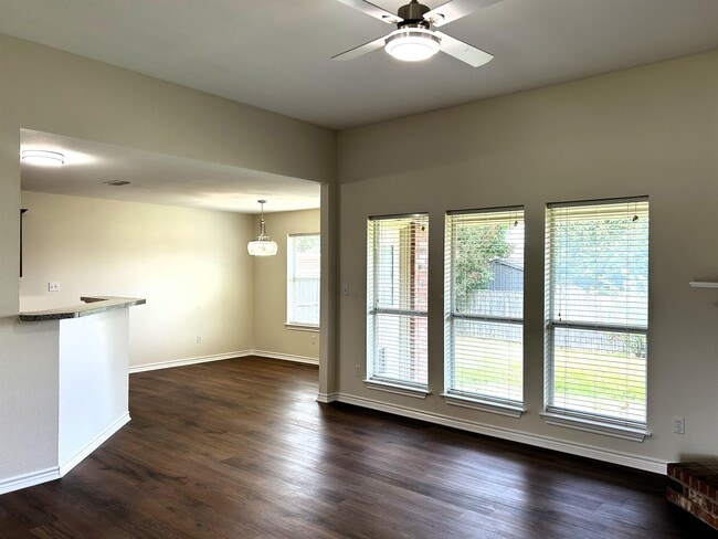 Building Photo - 11250 Derby Dr
