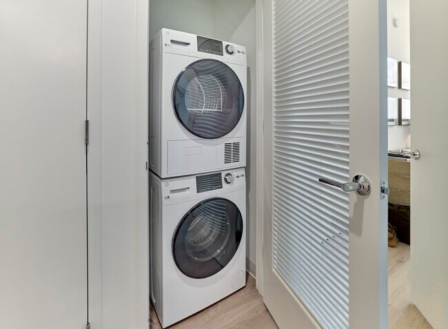 Building Photo - 36 Journal Square Plaza