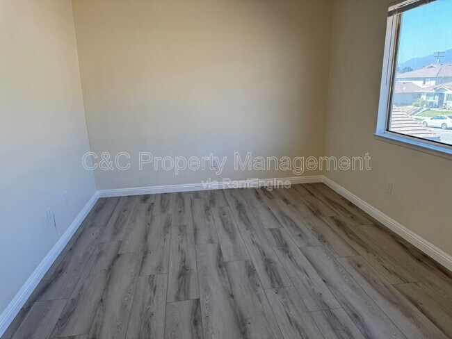 Building Photo - 3479 20th St