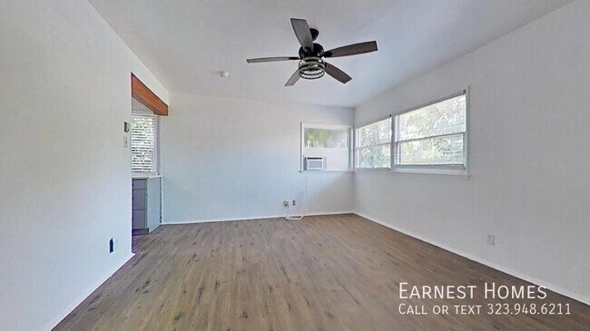 Building Photo - 15544 Romar St