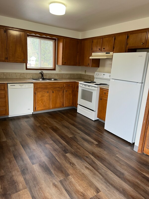 Building Photo - 2161 Nomad Ct SE