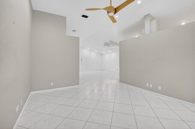 Building Photo - 7558 Ironbridge Cir