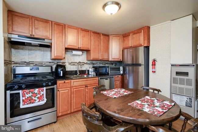 Building Photo - 134 Roberta Jean Ave