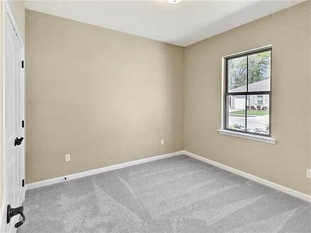 Building Photo - 16218 Thorncrown Ln