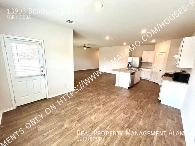 Building Photo - **MOVE-IN SPECIAL** Available Now! 4 Bedro...