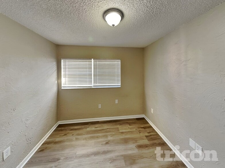 Building Photo - 11116 Stafford Ln