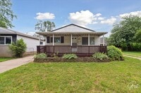 Building Photo - 3 bedroom ranch $1250 - Lease Special