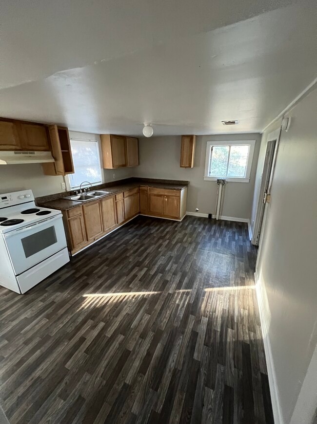 Building Photo - 805 Third Ave