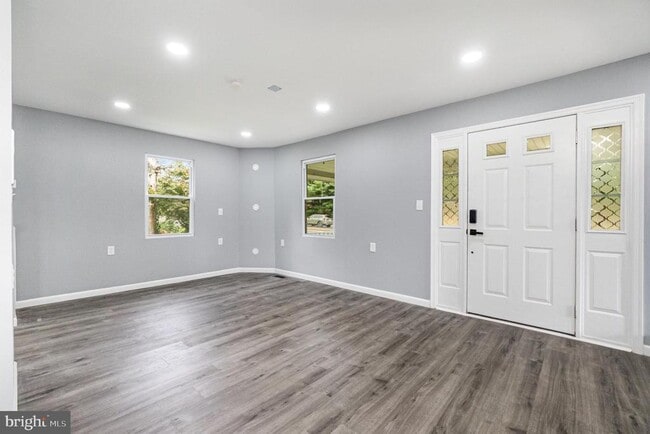 Building Photo - 1320 Conowingo Rd