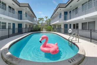 Building Photo - 1010 SE 15th St