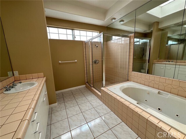 Building Photo - 1004 Harkness Ln