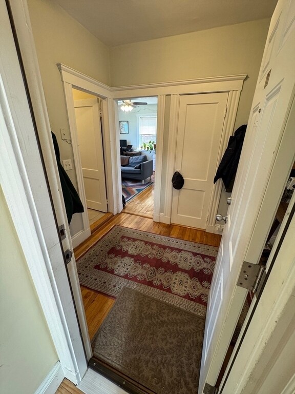 Building Photo - 6 Sherborn Ct