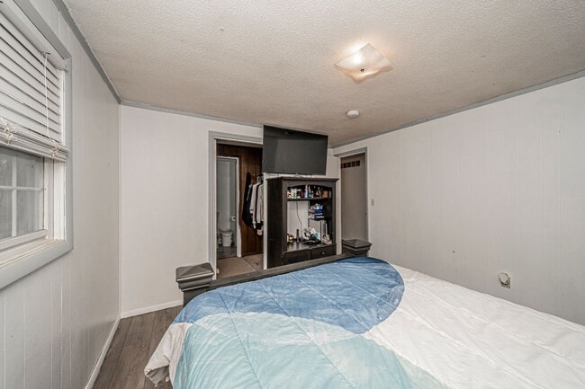 Building Photo - Please View the 3D Virtual Walk Through Before Scheduling A Showing