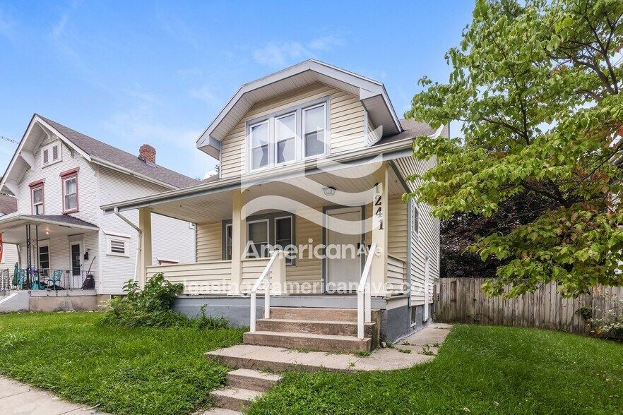 Building Photo - 1241 Epworth Ave