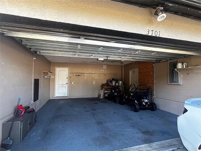 Building Photo - 3701 Parkway Blvd
