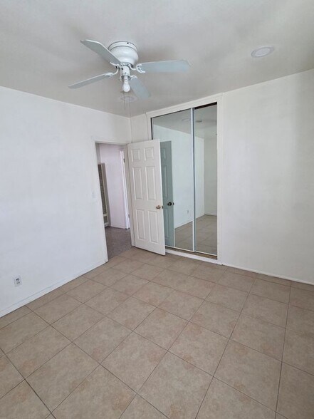 Building Photo - 6636 Camellia Ave