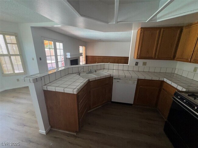 Building Photo - 3128 Harborside Dr