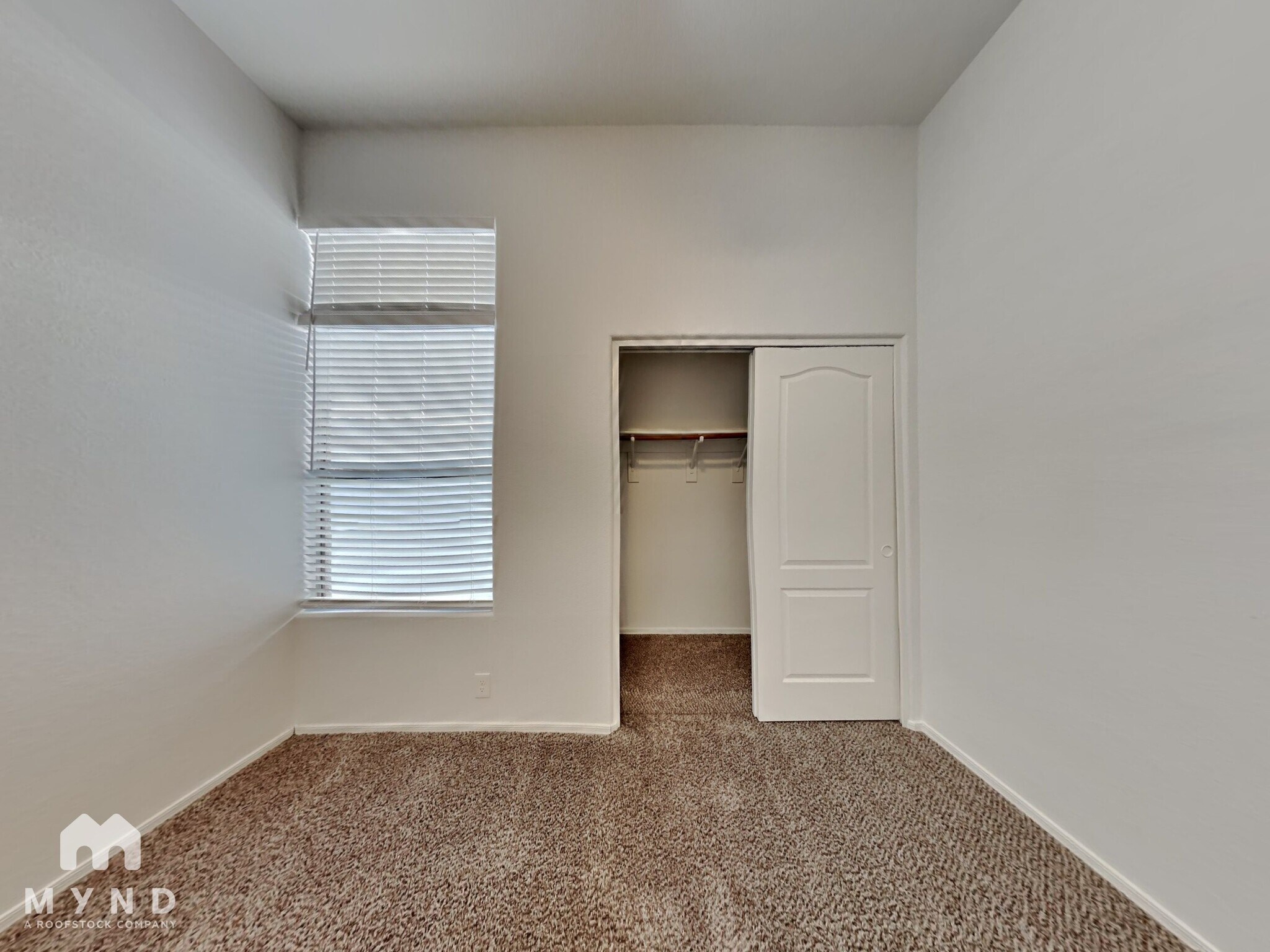 Building Photo - 5862 E Norwood St