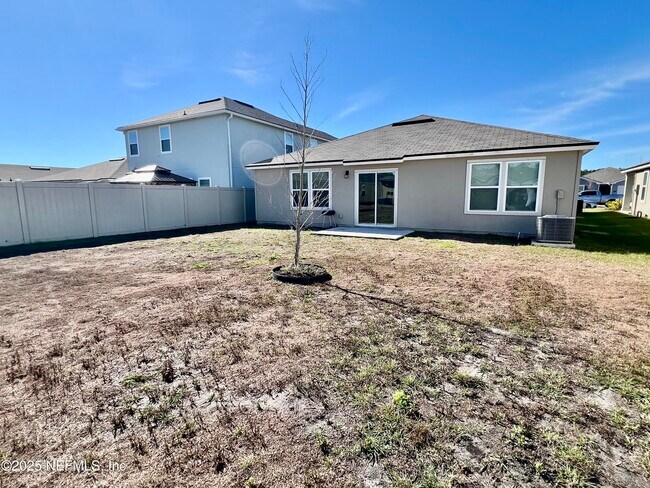 Building Photo - 12659 European Beech Rd