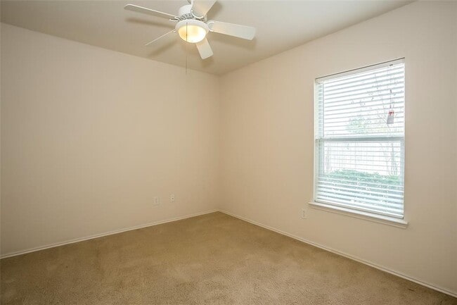 Building Photo - 12223 Granite Woods Ct