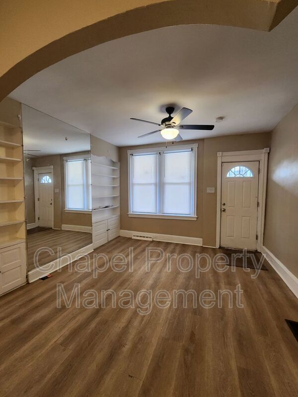 Building Photo - 1554 N Frazier St