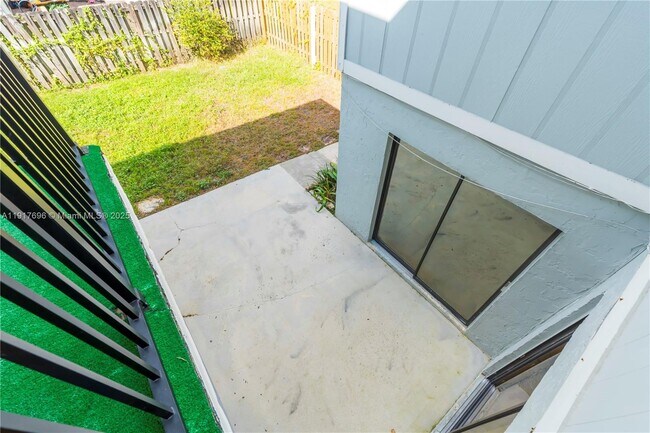 Building Photo - 617 NW 132nd Terrace