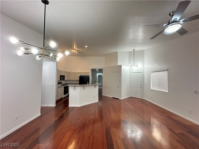 Building Photo - 6428 Sundown Heights Ave
