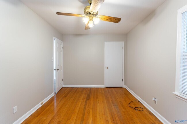 Building Photo - 425 Arthur St NW