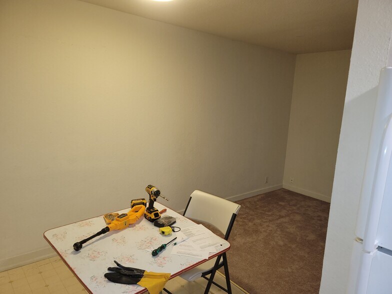 Building Photo - 73 Woodrow St