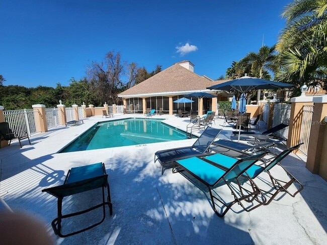 Building Photo - 7511 Bay Prt Rd