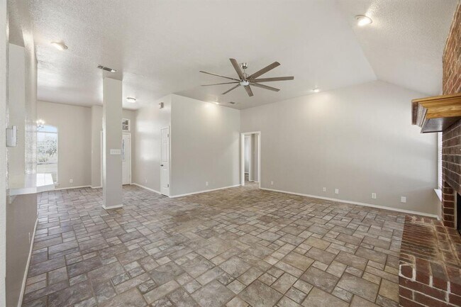 Building Photo - 141 Comanche Trail