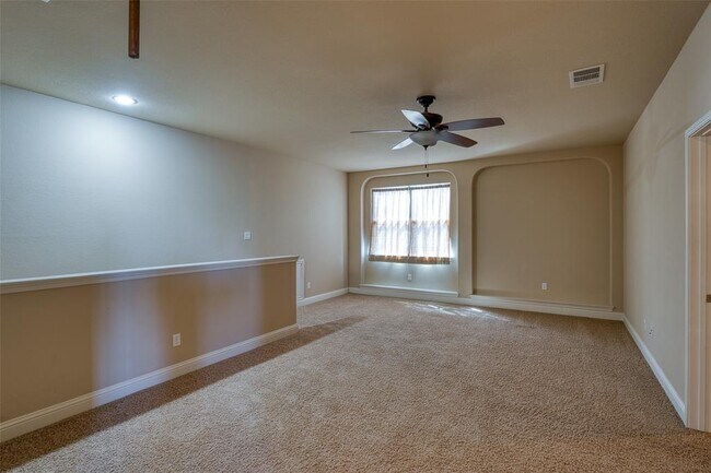 Building Photo - 11033 Desert Willow Loop