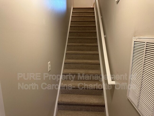 Building Photo - 3911 Picasso Court