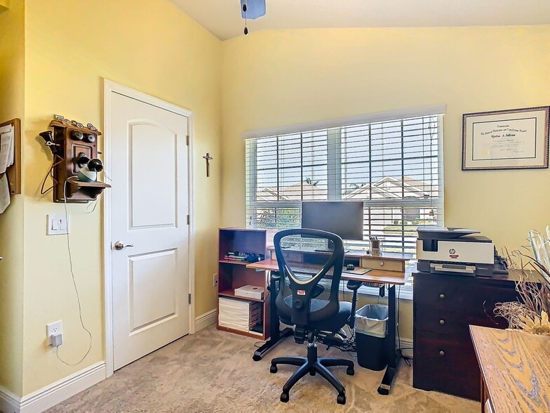 Building Photo - 649 Meadow Pointe Dr