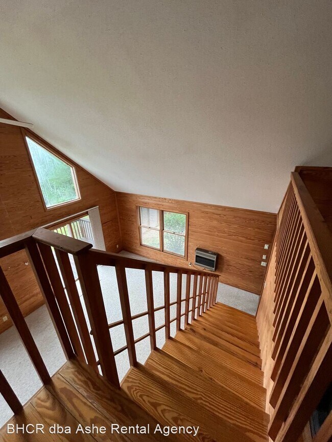 Building Photo - 2 br, 2 bath House - 326 Monticello Dr