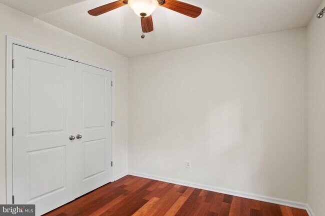 Building Photo - 144 Midland Rd