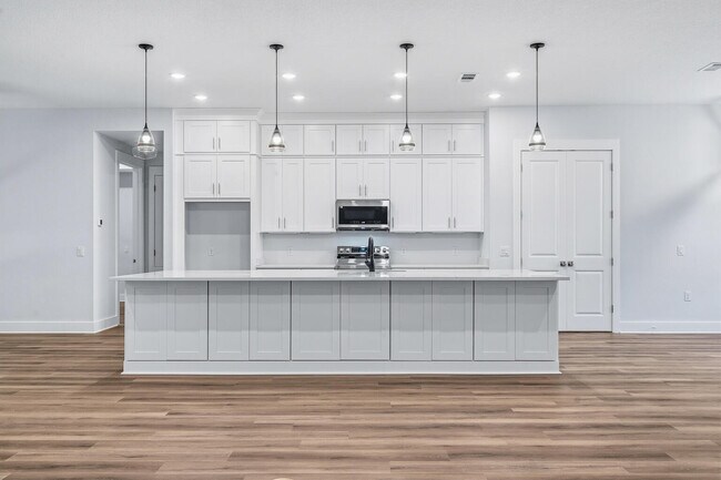 Building Photo - 7179 Freedom Ct