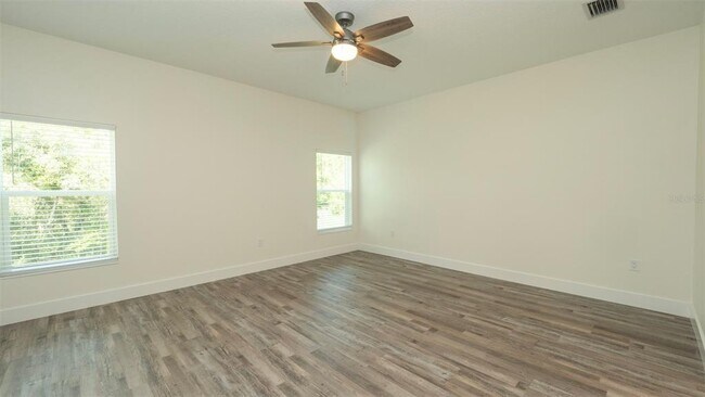 Building Photo - 6454 Freeport Dr