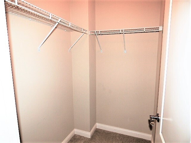 Building Photo - Brittany Place Condo!