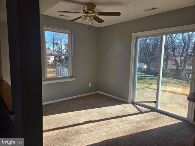 Building Photo - 4307 Greys Run Cir