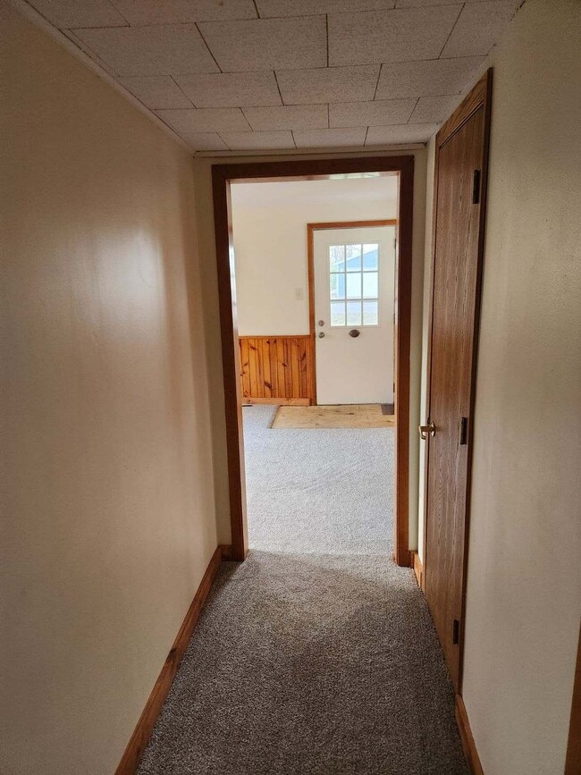 Building Photo - 5374 S State Rd 10