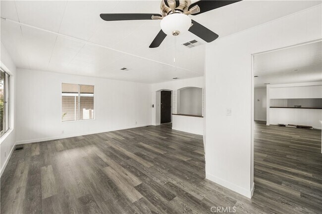 Building Photo - 16444 Bolsa Chica St