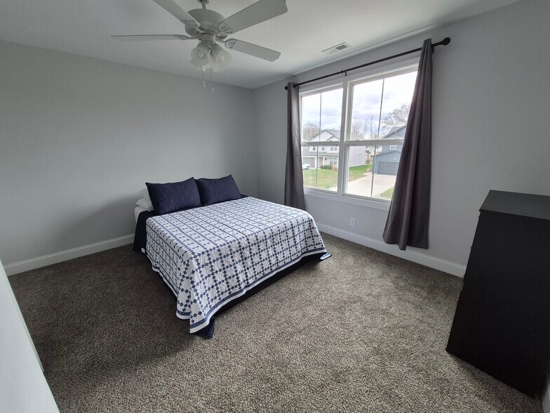 Bedroom #3 - 207 King Rd